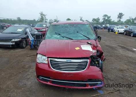 2016 Chrysler Town & Country Touring from USA, damaged, VIN 2C4RC1BG8GR229735